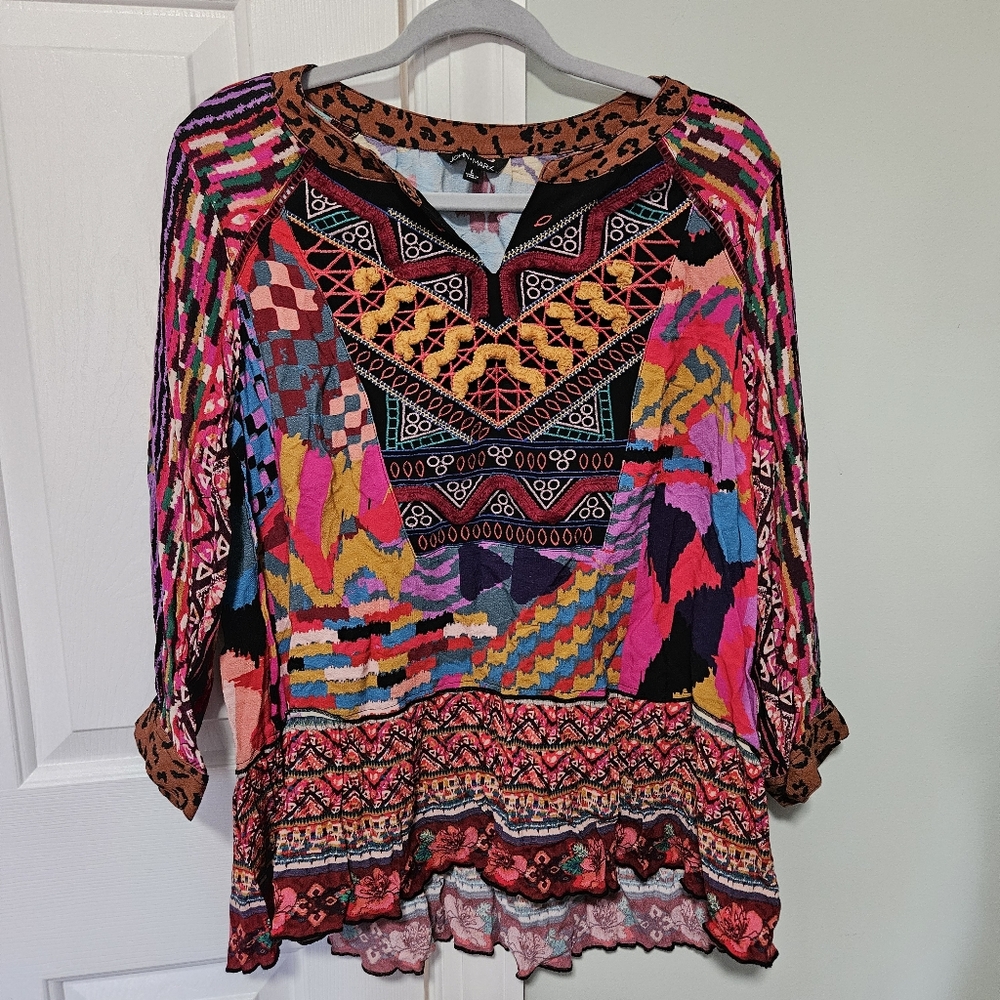John Mark Woman’s Oversized Small Top, Mix print with colorful embroidery - Picture 1 of 8